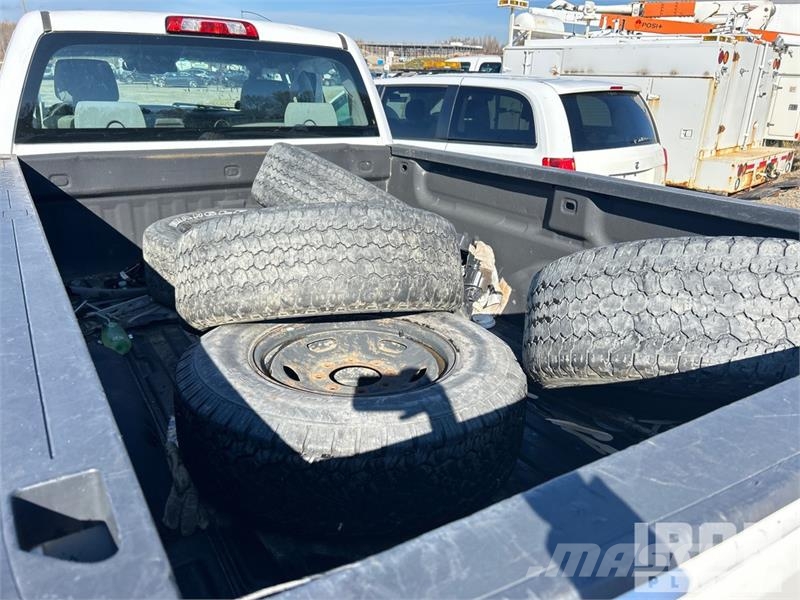 Chevrolet Silverado 2500HD 4x4 Extended Cab Pickup (Inoperab Ostalo