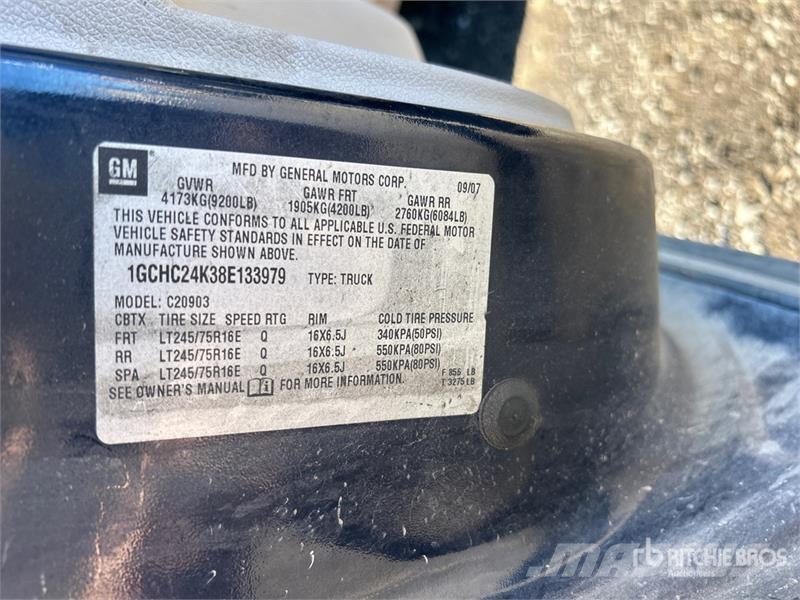 Chevrolet Silverado 2500HD LT 4x2 Utility Truck Pickup/planbiler