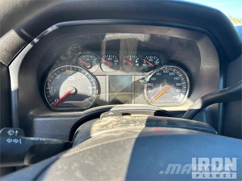 Chevrolet Silverado 2500HD 4x4 Extended Cab Pickup (Inoperab Ostalo