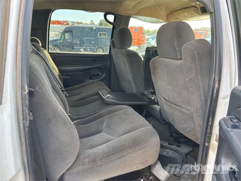 Chevrolet Silverado 2500 4x4 Crew Cab Pickup Other