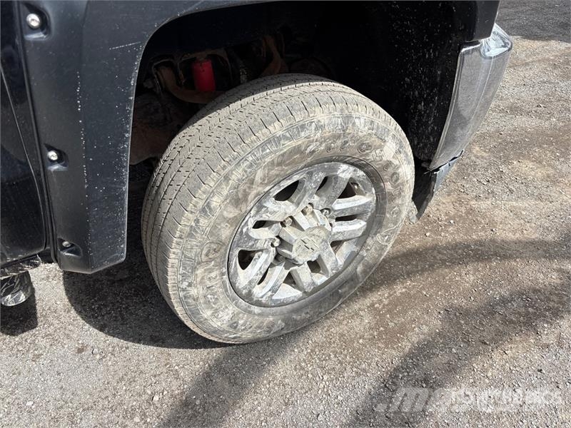 Chevrolet Silverado 2500 Прочие фургоны