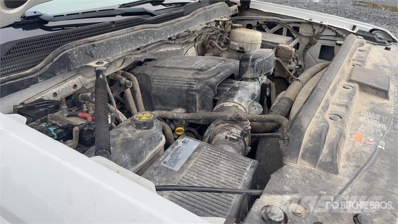 Chevrolet Silverado 2500 HD HD 4x4 Crew Cab Pickup Muu