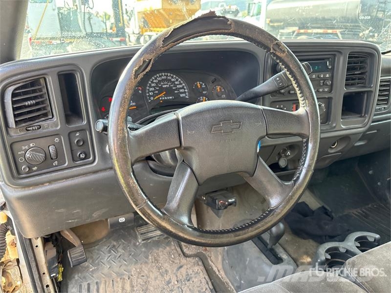 Chevrolet Silverado 2500 4x4 Crew Cab Pickup Other