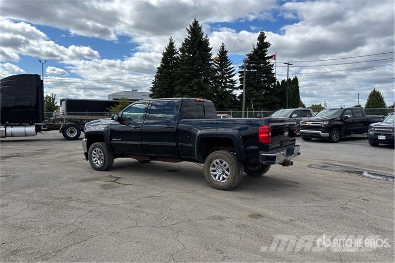 Chevrolet Silverado 2500 Прочие фургоны