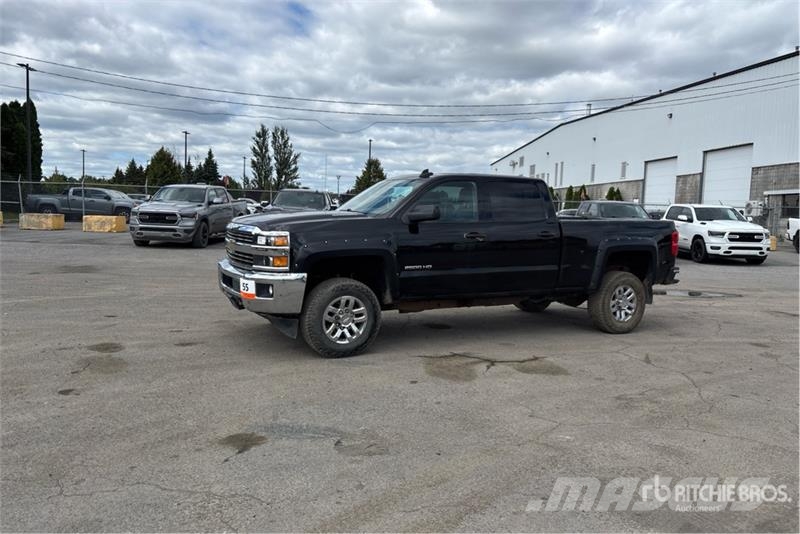 Chevrolet Silverado 2500 Прочие фургоны