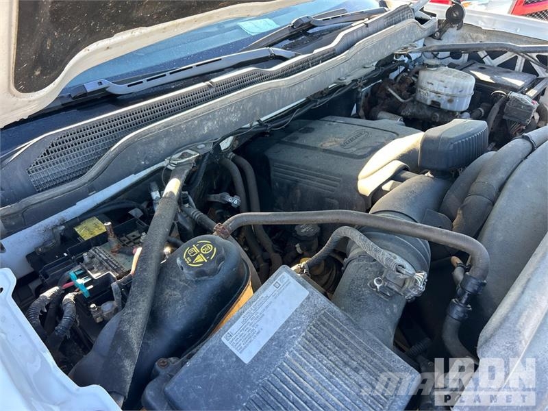 Chevrolet Silverado 2500HD 4x4 Extended Cab Pickup (Inoperab Ostalo