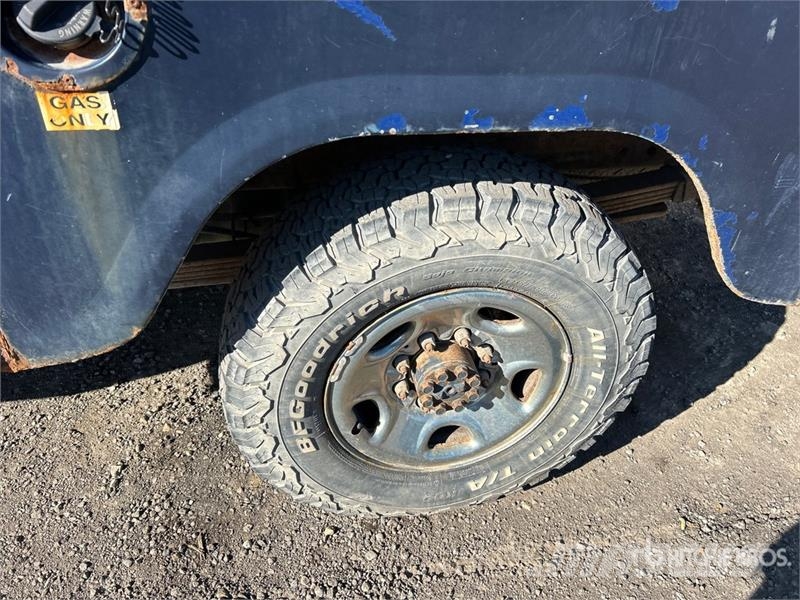 Chevrolet Silverado 2500HD LT 4x2 Utility Truck Pickup/planbiler