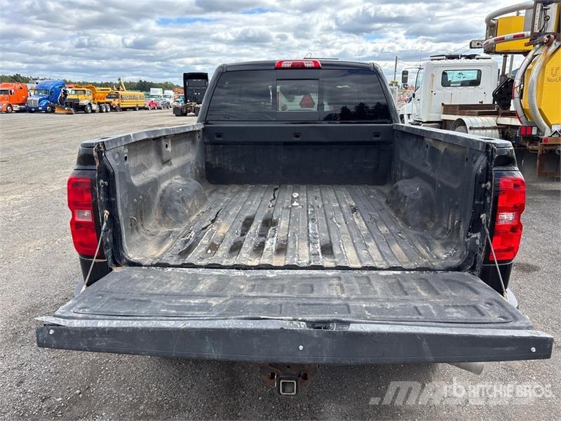 Chevrolet Silverado 2500 Прочие фургоны