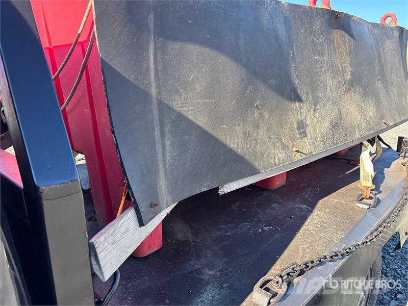 Chevrolet Silverado 2500HD 4x4 Snow Plow Truck Общински/универсални превозни средства
