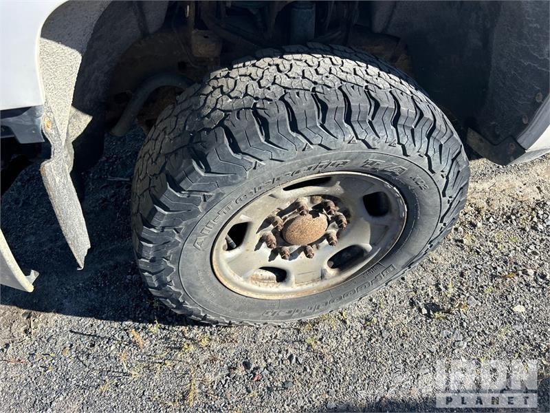 Chevrolet Silverado 2500HD 4x4 Extended Cab Pickup (Inoperab Ostalo