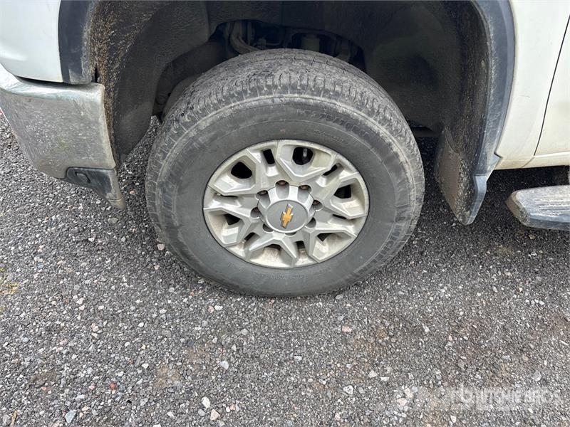 Chevrolet Silverado 2500 HD LT 4x4 Crew Cab Pickup أخرى