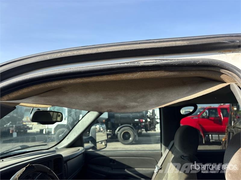 Chevrolet Silverado 2500 4x4 Crew Cab Pickup Other