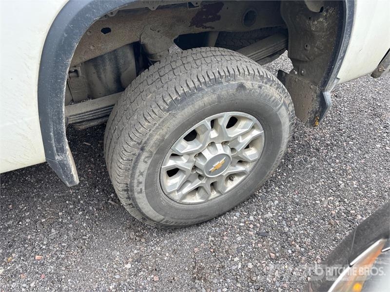 Chevrolet Silverado 2500 HD LT 4x4 Crew Cab Pickup أخرى