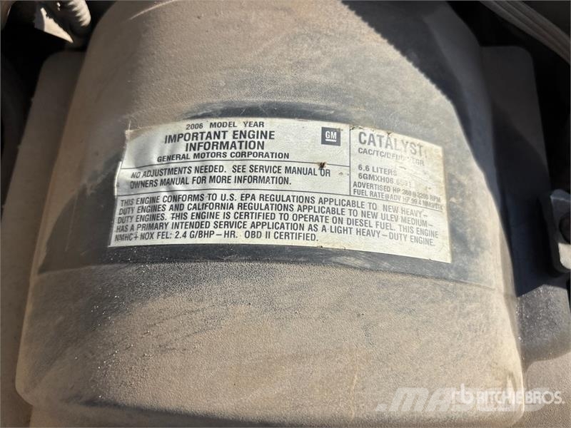 Chevrolet Silverado 2500 4x4 Crew Cab Pickup Other