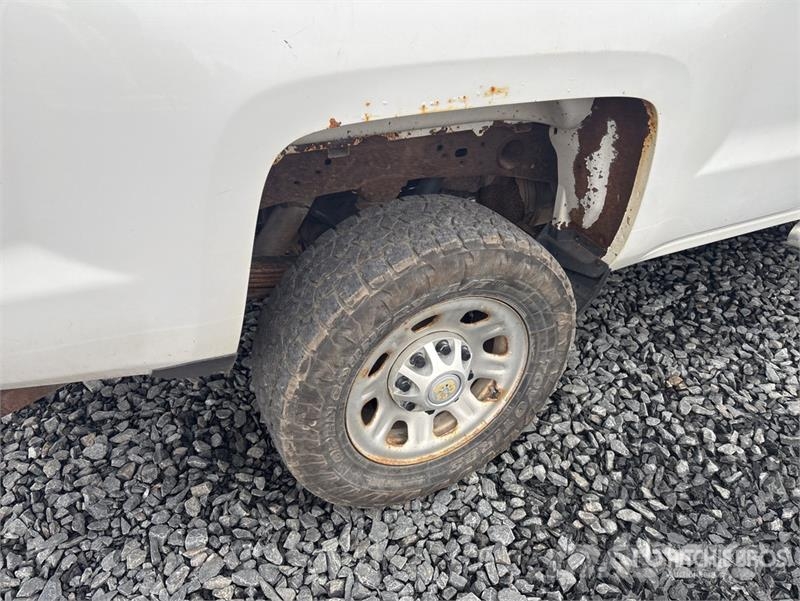 Chevrolet Silverado 2500 HD HD 4x4 Crew Cab Pickup Muu