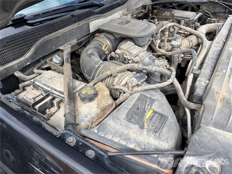 Chevrolet Silverado 2500 Прочие фургоны