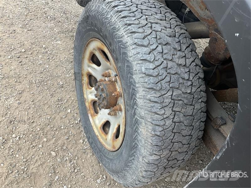 Chevrolet Silverado 3500HD Andere Transporter