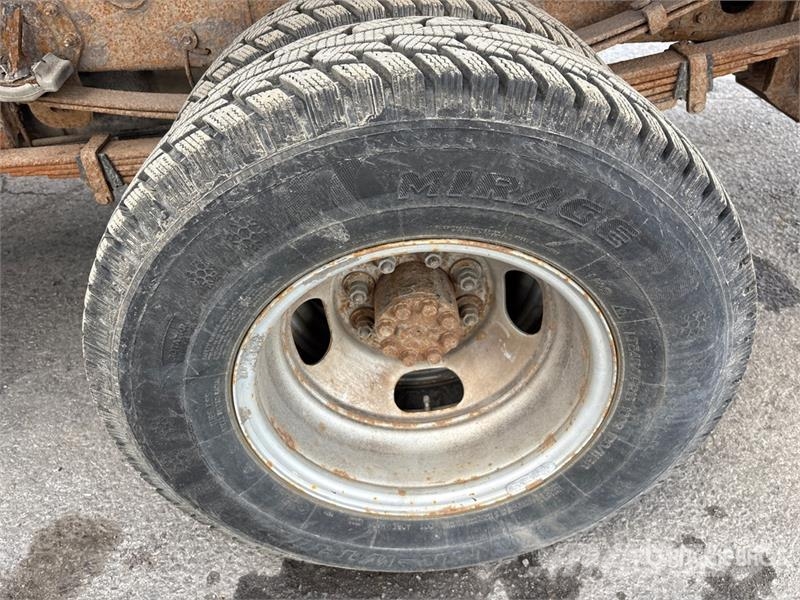 Chevrolet Silverado 3500 4x2 Crew Cab Pickup Diger
