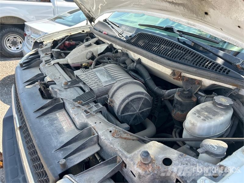 Chevrolet Telelift TTS 25-5-GY 35 ft on  Chevrolet 3500 4x2  المنصات الهوائية المثبتة على شاحنة