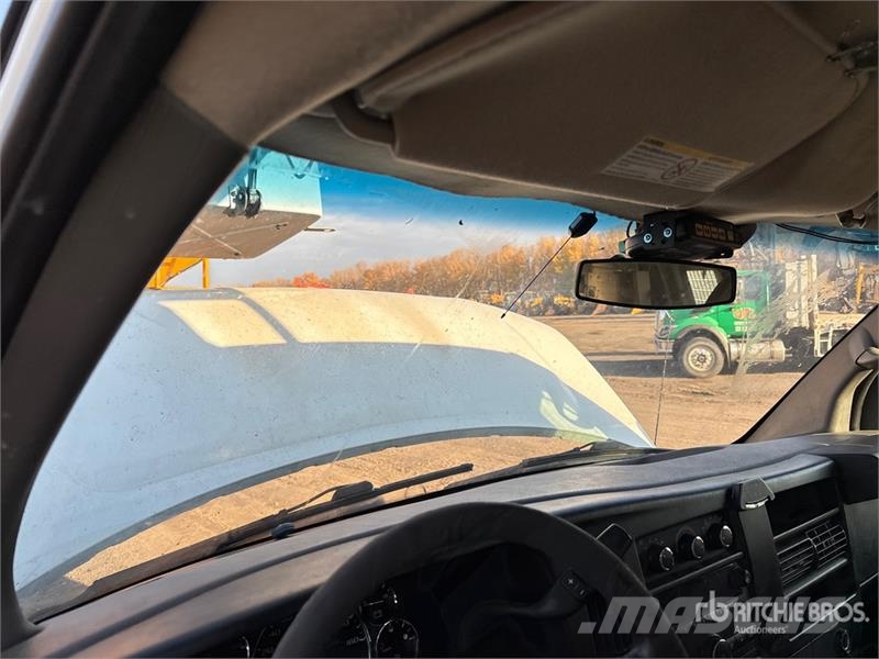 Chevrolet Telelift TTS25-5-GY 35 ft on Chevrolet Express 35 Pacēlāji uz automašīnas bāzes
