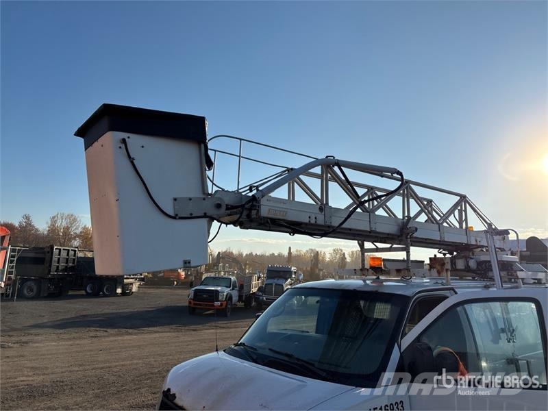 Chevrolet Telelift TTS25-5-GY 35 ft on Chevrolet Express 35 Pacēlāji uz automašīnas bāzes
