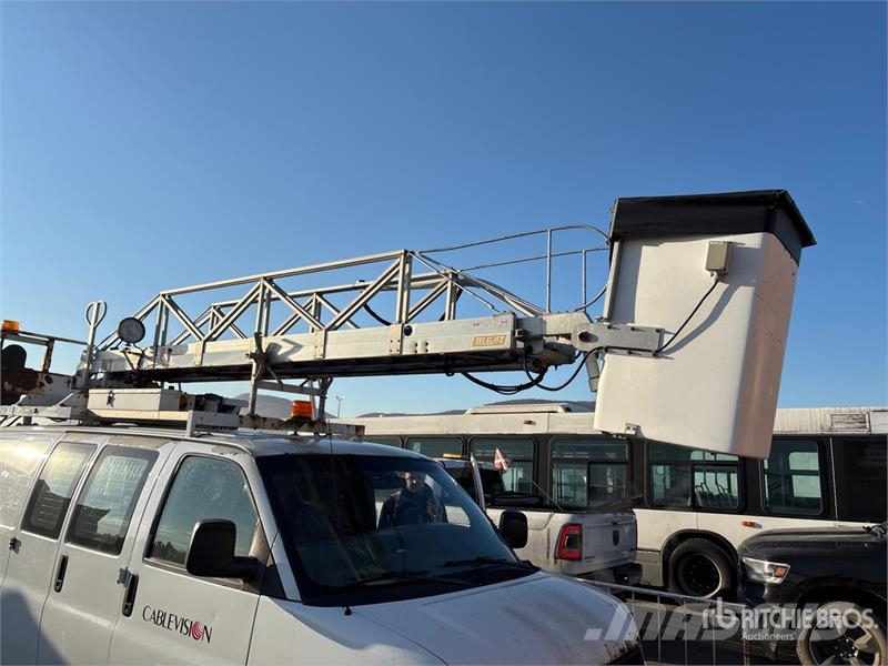 Chevrolet Telelift TTS25-5-GY 35 ft on Chevrolet Express 35 Pacēlāji uz automašīnas bāzes