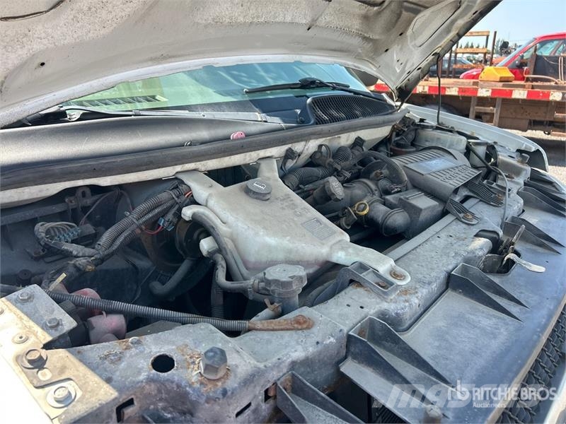 Chevrolet Telelift TTS 25-5-GY 35 ft on  Chevrolet 3500 4x2  المنصات الهوائية المثبتة على شاحنة