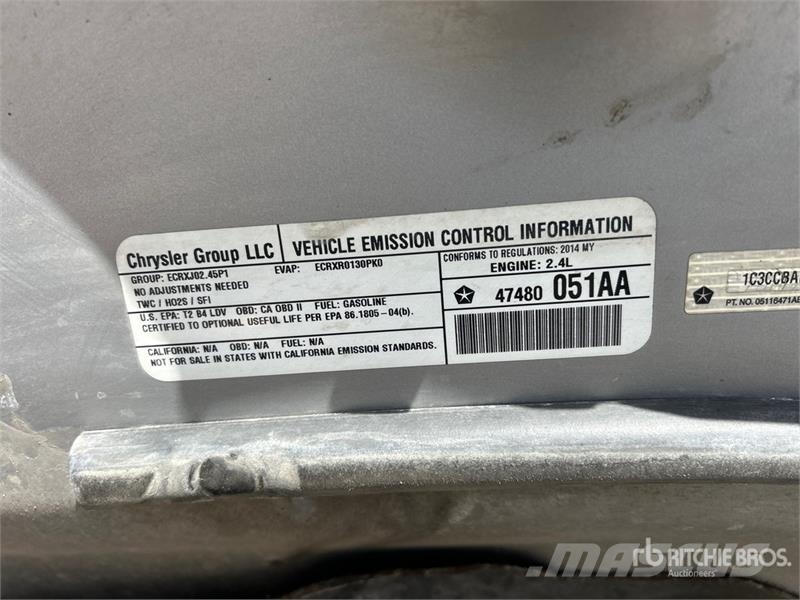 Chrysler 200 Lengvieji automobiliai