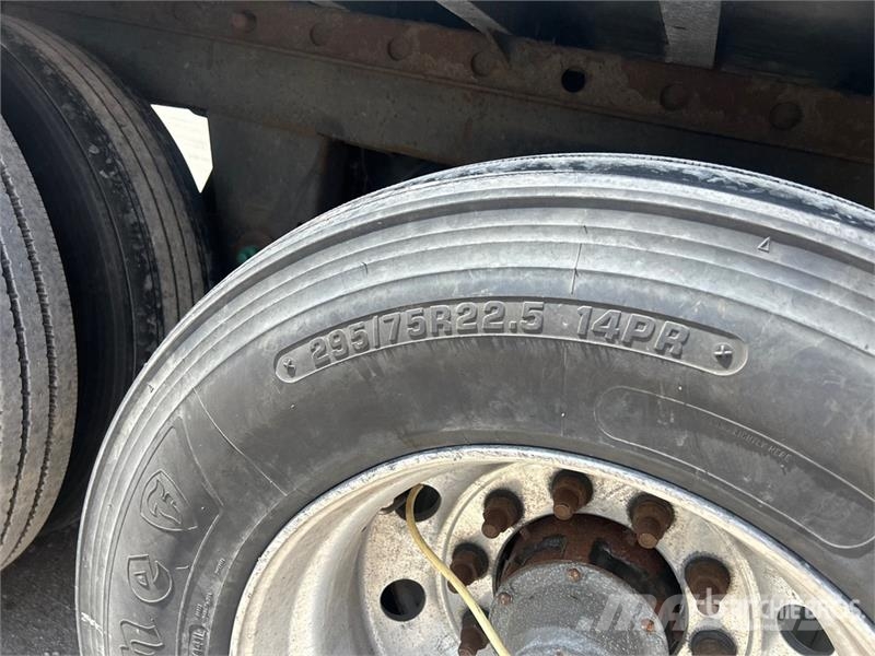 CIMC 1RBR5305 نصف مقطورات بدرجة حرارة قابلة للضبط