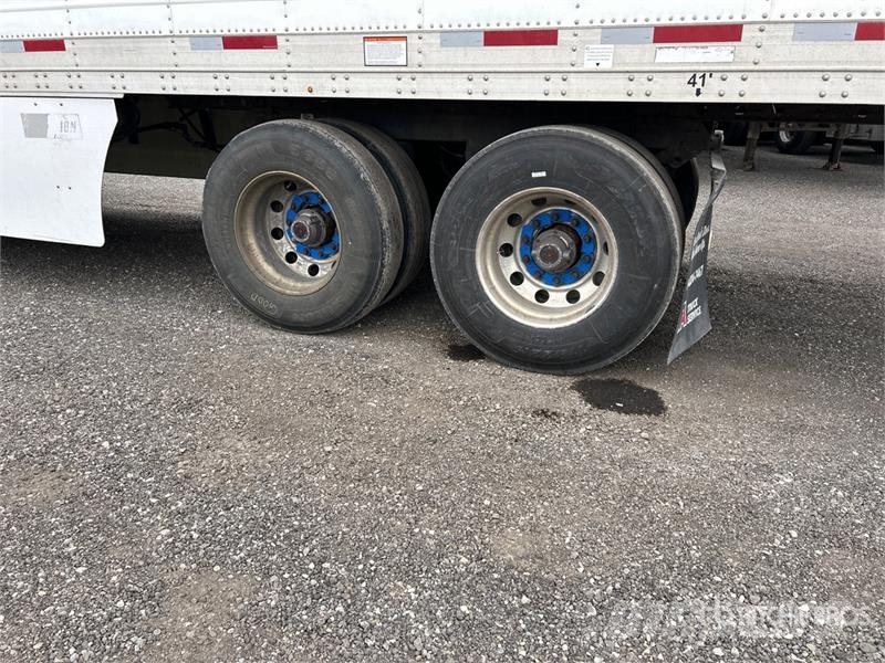 CIMC 1RBR5305 53 ft x 102 in T/A Refrigerated Trailer Напівпричепи-рефрижератори