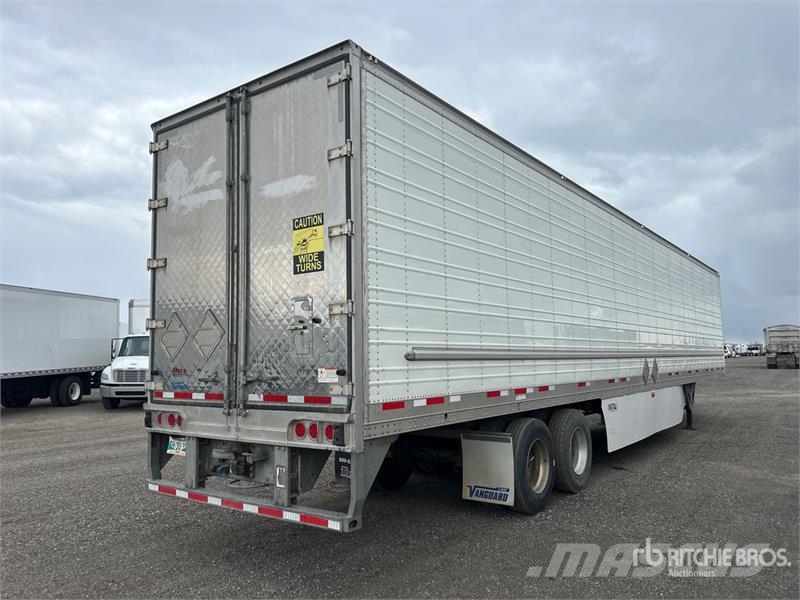 CIMC 1RBR5305 53 ft x 102 in T/A Refrigerated Trailer Напівпричепи-рефрижератори
