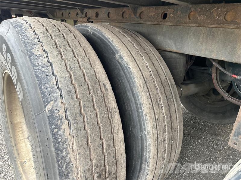 CIMC 1RBR5305 53 ft x 102 in T/A Refrigerated Trailer Напівпричепи-рефрижератори
