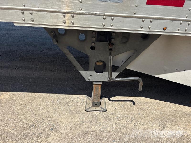 CIMC 53 ft x 102 in T/A Refrigerated Trailer Puspriekabės su izoterminiu kėbulu