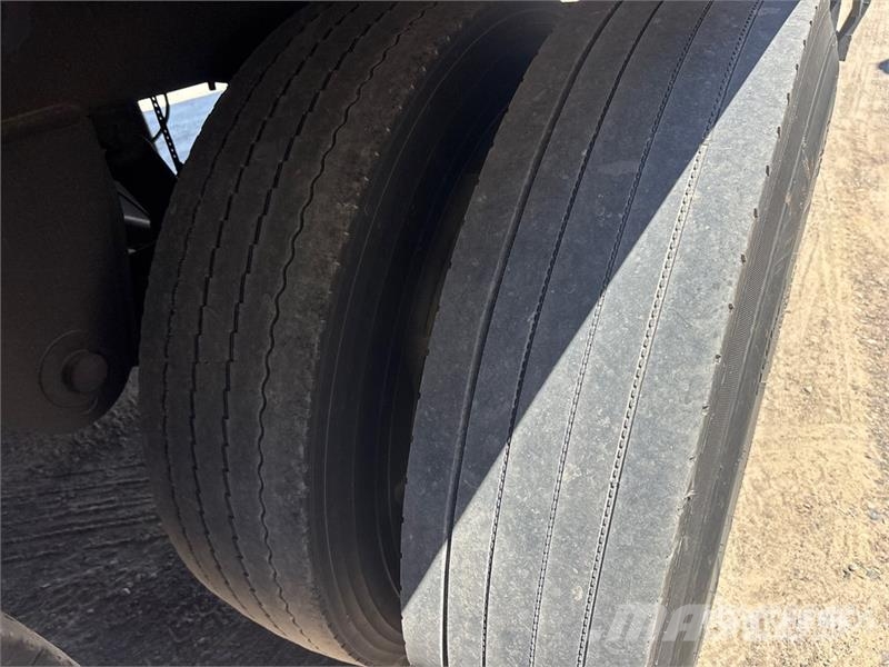 CIMC 53 ft x 102 in T/A Refrigerated Trailer Puspriekabės su izoterminiu kėbulu