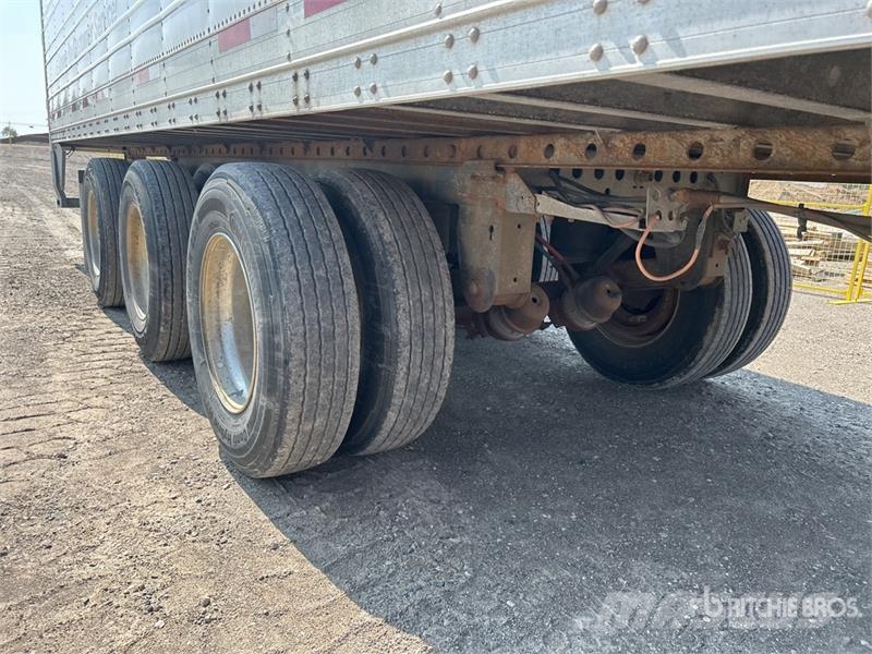 CIMC 53 ft x 102 in T/A Refrigerated Trailer نصف مقطورات بدرجة حرارة قابلة للضبط