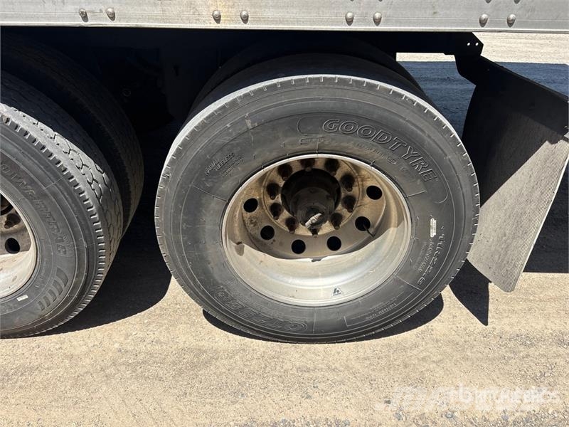 CIMC 53 ft x 102 in T/A Refrigerated Trailer Puspriekabės su izoterminiu kėbulu