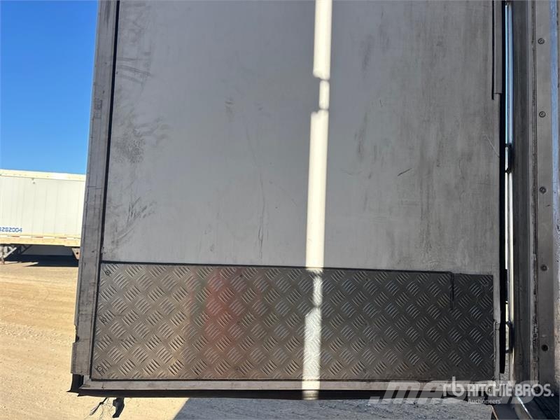 CIMC 53 ft x 102 in T/A Refrigerated Trailer Hladilne polprikolice
