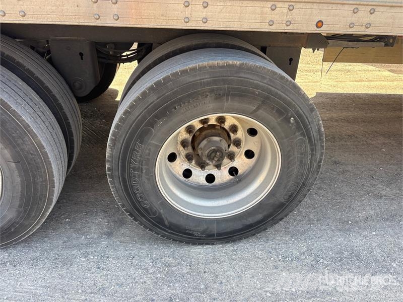 CIMC 53 ft x 102 in T/A Refrigerated Trailer Puspriekabės su izoterminiu kėbulu