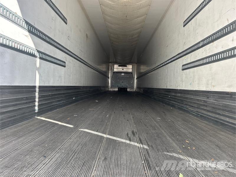 CIMC 53 ft x 102 in T/A Refrigerated Trailer Chladírenské návěsy