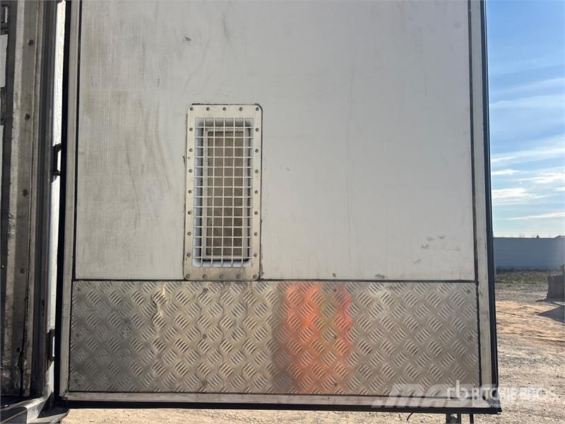 CIMC 53 ft x 102 in T/A Refrigerated Trailer Chladírenské návěsy