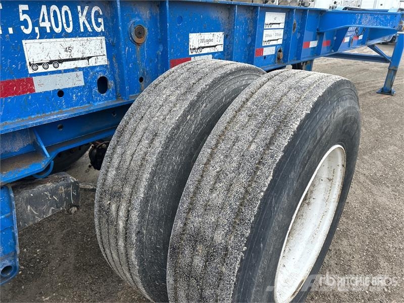 CIMC CB45M3OTC00 Tri/A Extendable Container Trailer Containerframe/Skiploader trailers