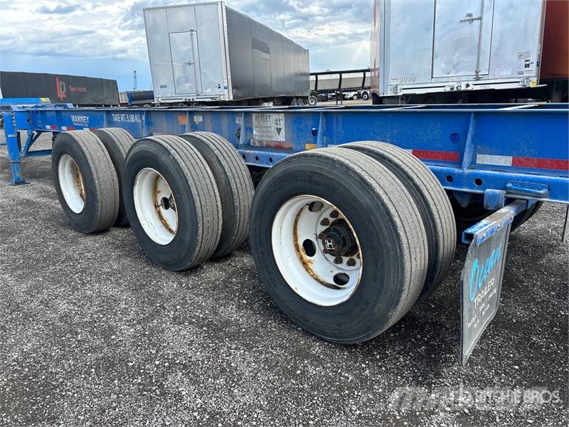 CIMC EX53M3OTC00 Tri/A Extendable Container Trailer Remolques portacontenedores