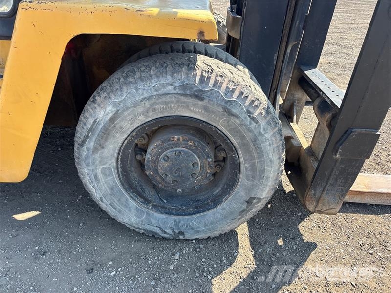 Clark CY160SC-D 16000 lb 4x4 Rough Terrain Forklift Carretillas elevadoras todo terreno