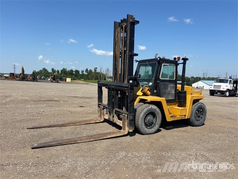 Clark CY160SC-D 16000 lb 4x4 Rough Terrain Forklift Carretillas elevadoras todo terreno