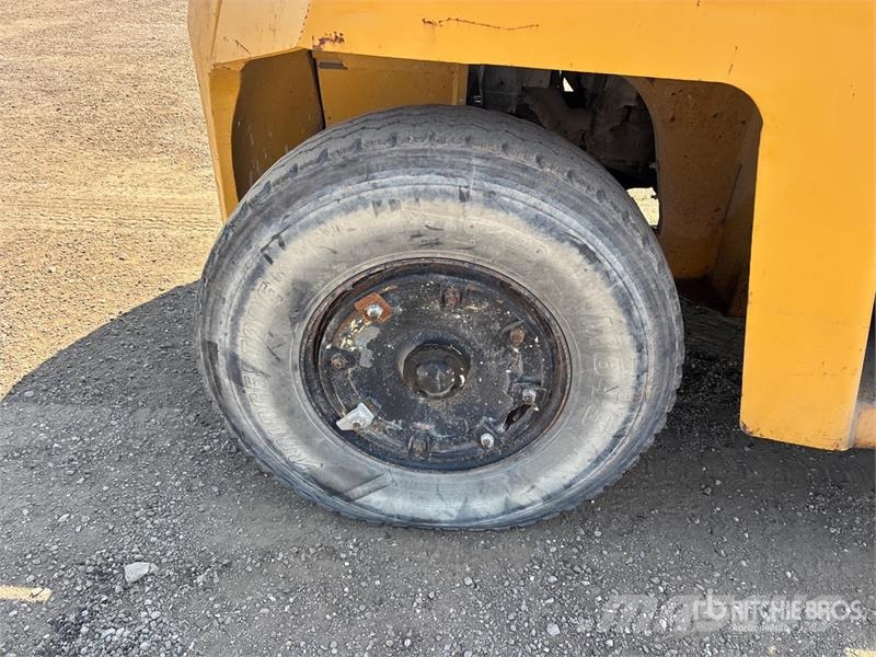 Clark CY160SC-D 16000 lb 4x4 Rough Terrain Forklift Carretillas elevadoras todo terreno