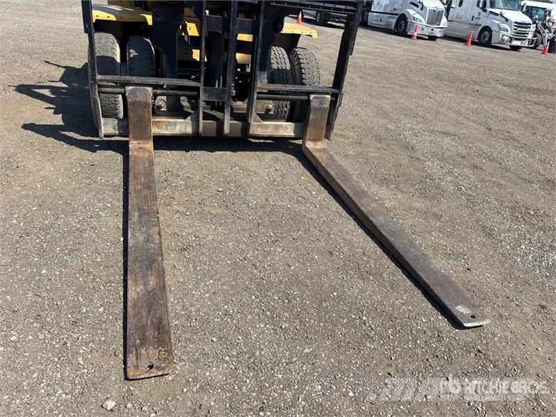 Clark CY160SC-D 16000 lb 4x4 Rough Terrain Forklift Carretillas elevadoras todo terreno