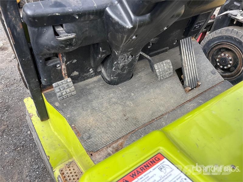 Clark ECX25 4800 lb Electric Forklift Carrelli elevatori elettrici