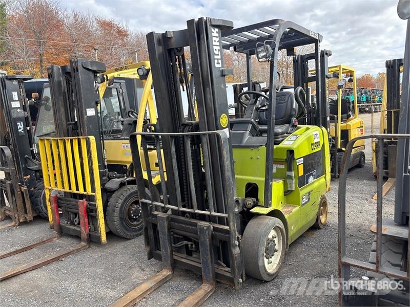 Clark ECX25 4800 lb Electric Forklift Carrelli elevatori elettrici
