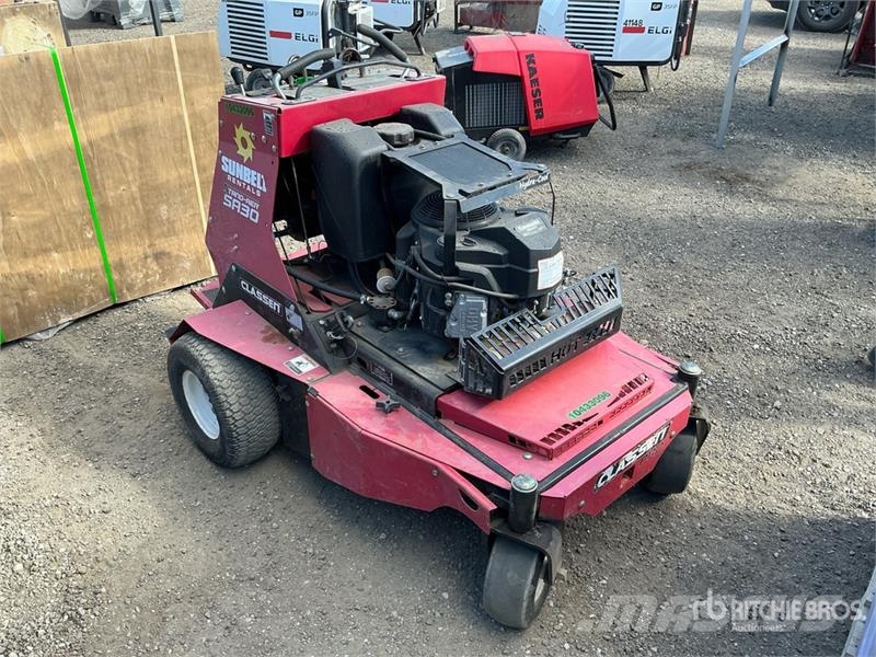 Classen SA30A Stand On Aerator Gyepszellőztetők