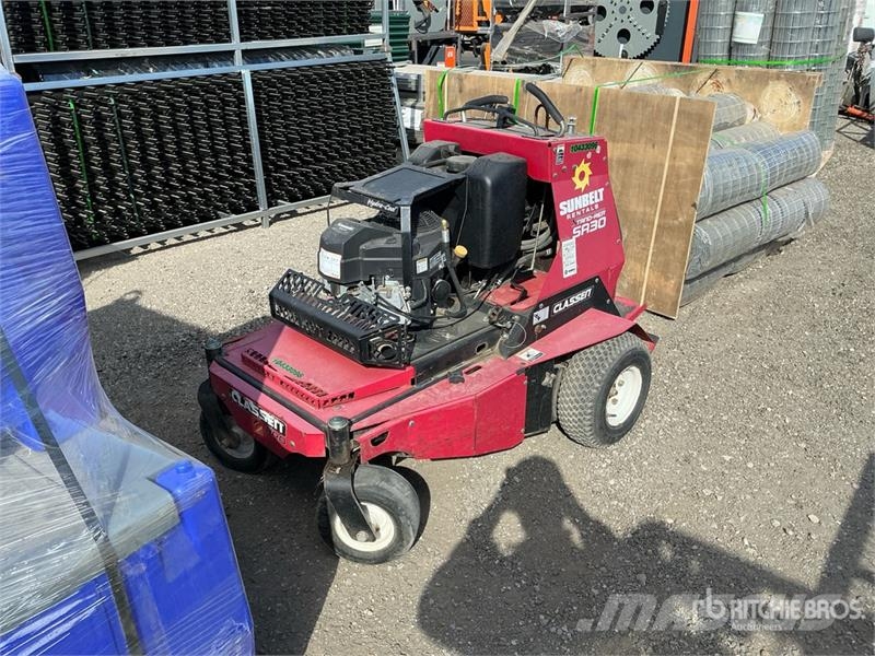 Classen SA30A Stand On Aerator Gyepszellőztetők